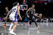 卡特空砍20+8 阿巴吉18分篮网送国王4连败